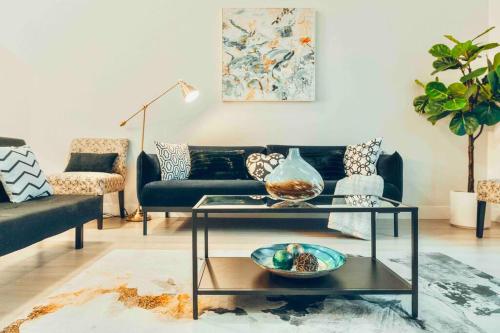 Family Friendly Ground Level Condo in Surrey, Canada