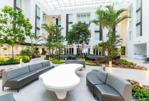 Innovation Hotel – Naples, FL