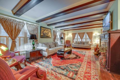 Spacious Jamestown Home Near Natl Comedy Center! in Jamestown, USA
