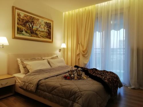 Central Apartament on Clock Square D2 · Veria