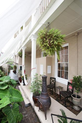 Erkély/terasz, Fleur De Lis Mansion near Blaine Kern's Mardi Gras World