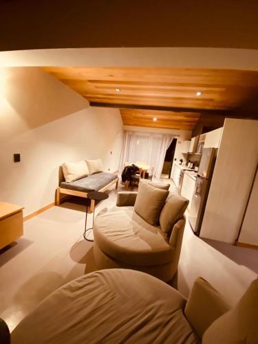 One-Bedroom Apartment image 10