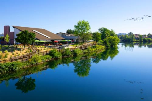 Ruby River Hotel - Accommodation - Spokane