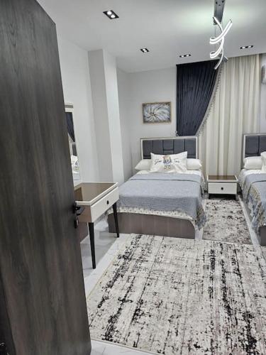 عباس العقاد