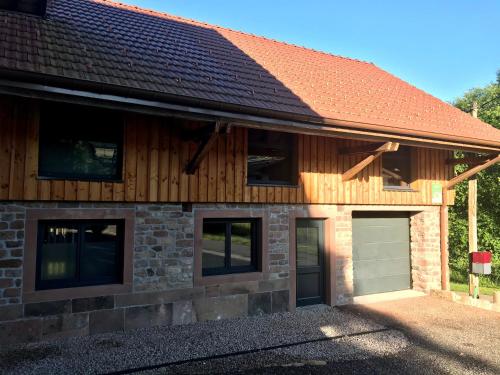 Gîte moderne et rénové avec carport et local à ski au calme près des Vosges - FR-1-589-342 gîte à louer Vienville