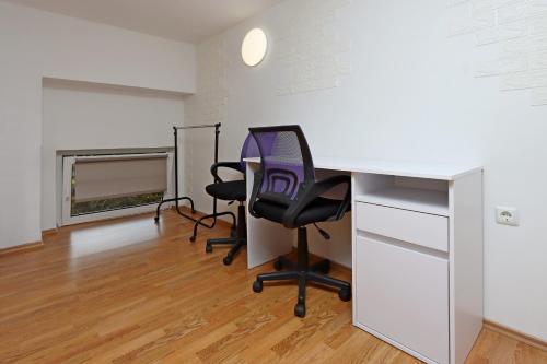 Two-Bedroom Apartment image 9
