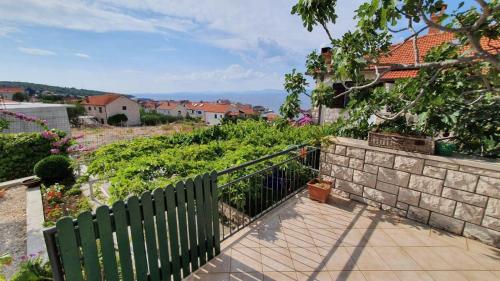 Kilátás, Apartments by the sea Postira, Brac - 22160 in Postira