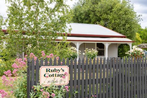 Ruby's Cottage