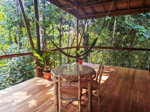 Balkons/terase, Yogachal Vista Mar Bamboo House in the Jungle in Ojochal