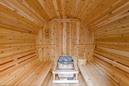 Szauna, Creekside Recess Hottub Sauna Firepit Gameroom in Blakeslee 