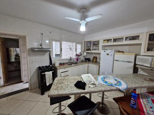 Sobrado em condomínio quase pé na areia em Juquehy Sobrado em condomínio quase pé na areia em Juquehy