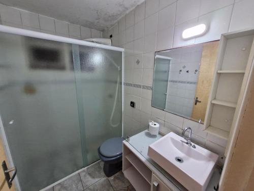 Sobrado em condomínio quase pé na areia em Juquehy Sobrado em condomínio quase pé na areia em Juquehy