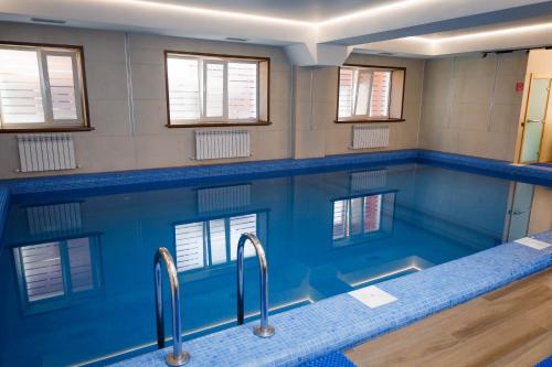 Piscină, Eco hotel & restaurant "SKALA" in Burabay