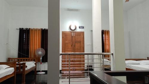 2 double beds, 2 twin beds