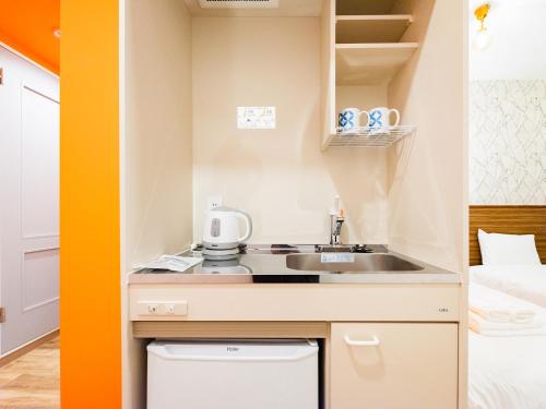 Kitchen, ランズコンドホテル宮古島 in Miyakojima