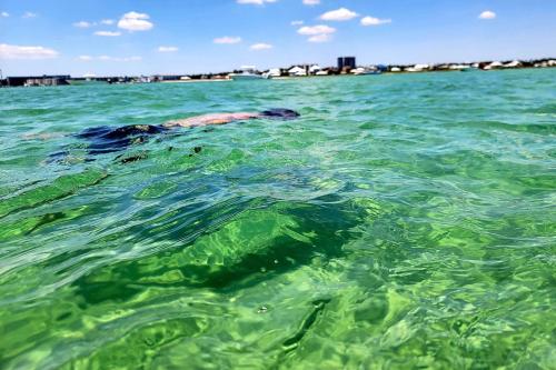 Royal Palms by Vacasa – Gulf Shores, AL