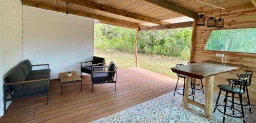 גינה, Ô Naturel Lodge Lifou (O Naturel Lodge Lifou) in Loyalty Islands