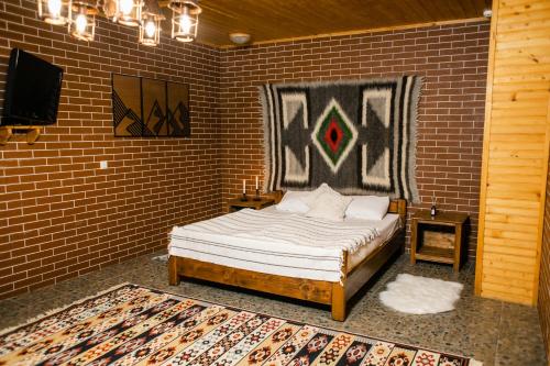 3 bedrooms, 6 beds