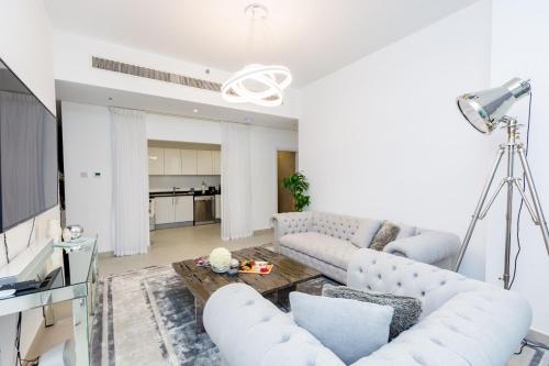 VayK - Modern 2BD in the Marina near Beach - image 9