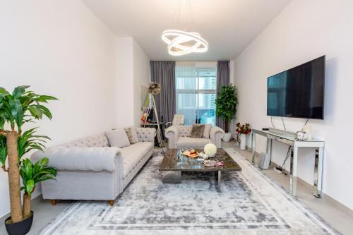 VayK - Modern 2BD in the Marina near Beach - image 14