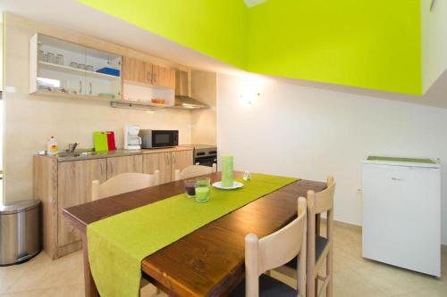 Villa Patricija-apartmani in เมเตราดา