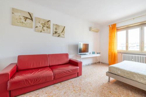 Ambra's bright apartment, Rome (photo 3)