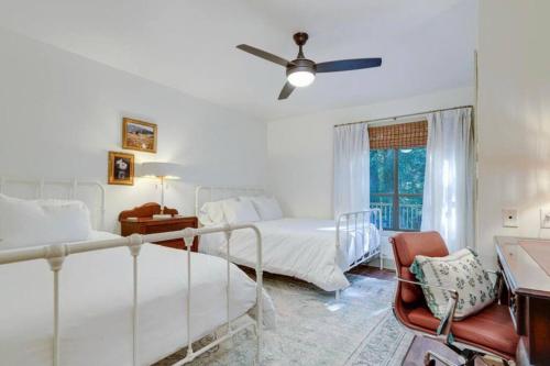 Luxury StillWaters Lake Martin Townhouse in Dadeville, USA