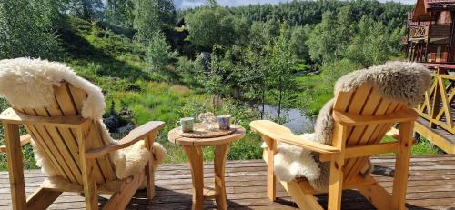 Cabin close to Kjerag, hiking and lakes!