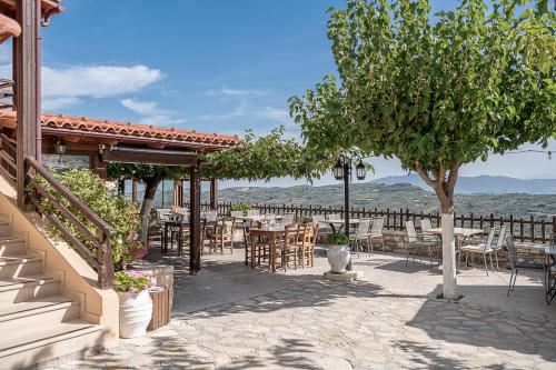 Restaurant, Earino in Gorgolaini