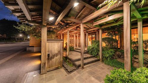 Exterior view, Kashintei Shirahama in Semboku