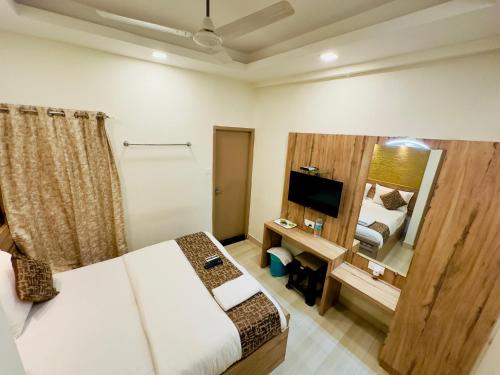 Stay Court - Business Class Hotel - Near Central Railway Station – Chennai, IL