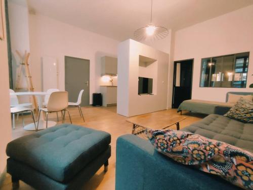 Apartment in the heart of the Chartrons, Bordeaux