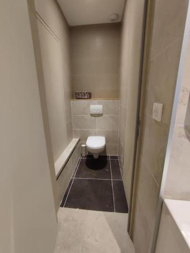 Apartment in the heart of the Chartrons, Bordeaux (Foto 6)