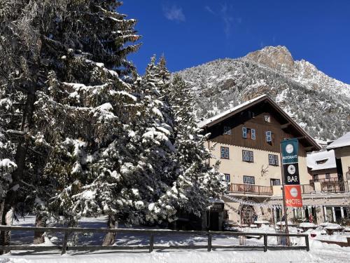 Aparthotel Claviere Aparthotel Claviere