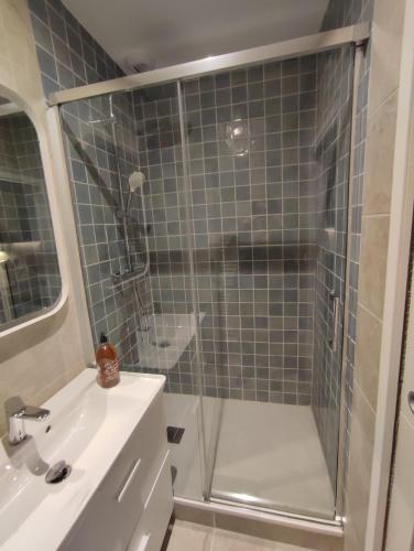 Apartment in the heart of the Chartrons, Bordeaux (Foto 3)