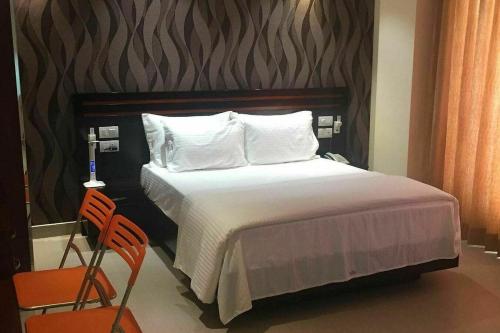 Triple Room with Balcony room in Splendid Holiday Guest House