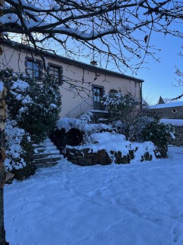 B&B Villeneuve - L'Oustalou - Maison-Jardin-Wifi - Bed and Breakfast Villeneuve