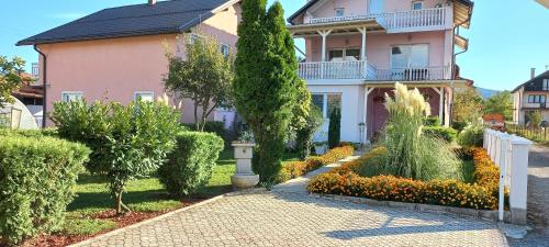 B&B Visoko - Holiday Home Peaceful Retreat - Bed and Breakfast Visoko