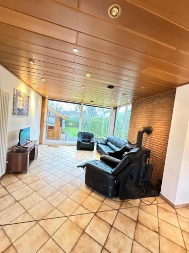 Spacious Large apartment in Bielefeld Spacious Large apartment in Bielefeld