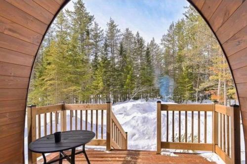 Chalet Alice à louer avec Spa Mauricie (Chalet Alice a louer avec Spa Mauricie) in แซ็ง อเลซี เด มงต์ (ควิเบ)