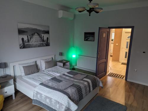 Várfal apartman - image 9