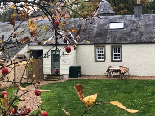 Barns Bothy - image 2