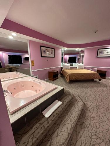 Inn of the Dove - Romantic Luxury Suites with Jacuzzi & Fireplace at Harrisburg-Hershey-Philadelphia, PA in Harrisburg, USA