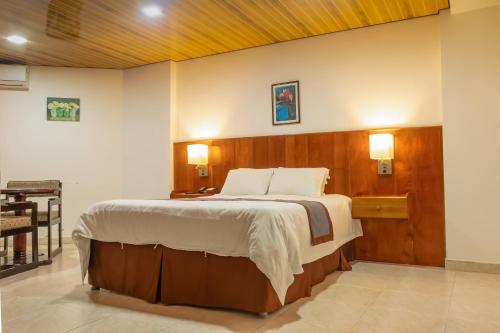 1 queen bed
