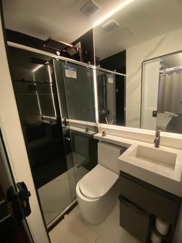 Deluxe Double or Twin Room image 2