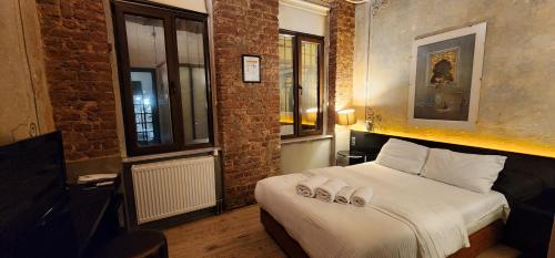 Taksim Galata Tower, Rooms Galata Historical Hotel, Istanbul (photo 6)