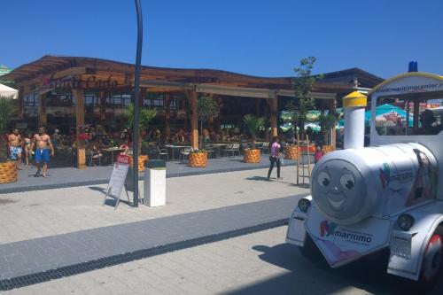 马马亚南常青沃拉斯公寓