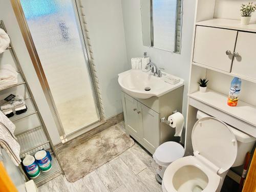 Bright, Stylish & Cozy Private Attic Unit near NYC!, Haledon (fotografie 8)