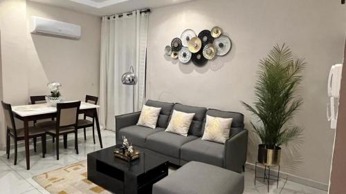 We offer you a lovely 1-Bed Apartment in Abidjan