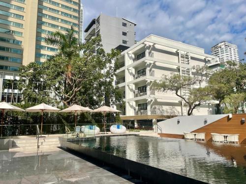 Floral Court Hotel & Residence Sukhumvit 13, Bangkok